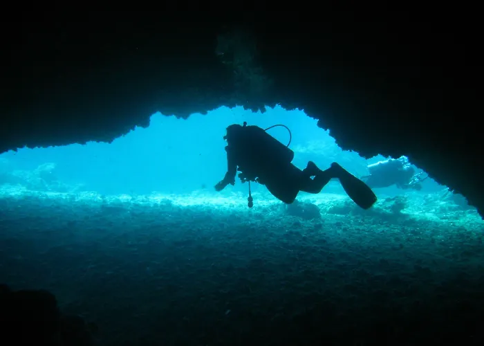 Exotic Island Dive & 3*
